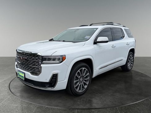 Used 2022 GMC Acadia Denali w/ Denali Ultimate Package AWD/4WD image 3
