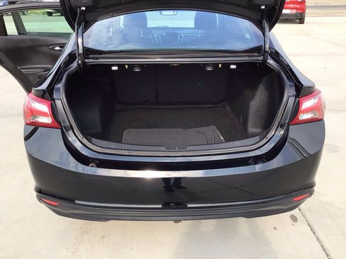 Used 2023 Chevrolet Malibu LT w/ Redline Edition FWD image 12