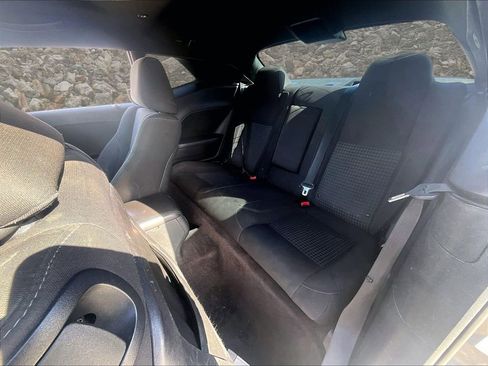 Used 2019 Dodge Challenger SXT image 21