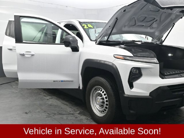 Used 2024 Chevrolet Silverado EV W/T AWD/4WD image 40