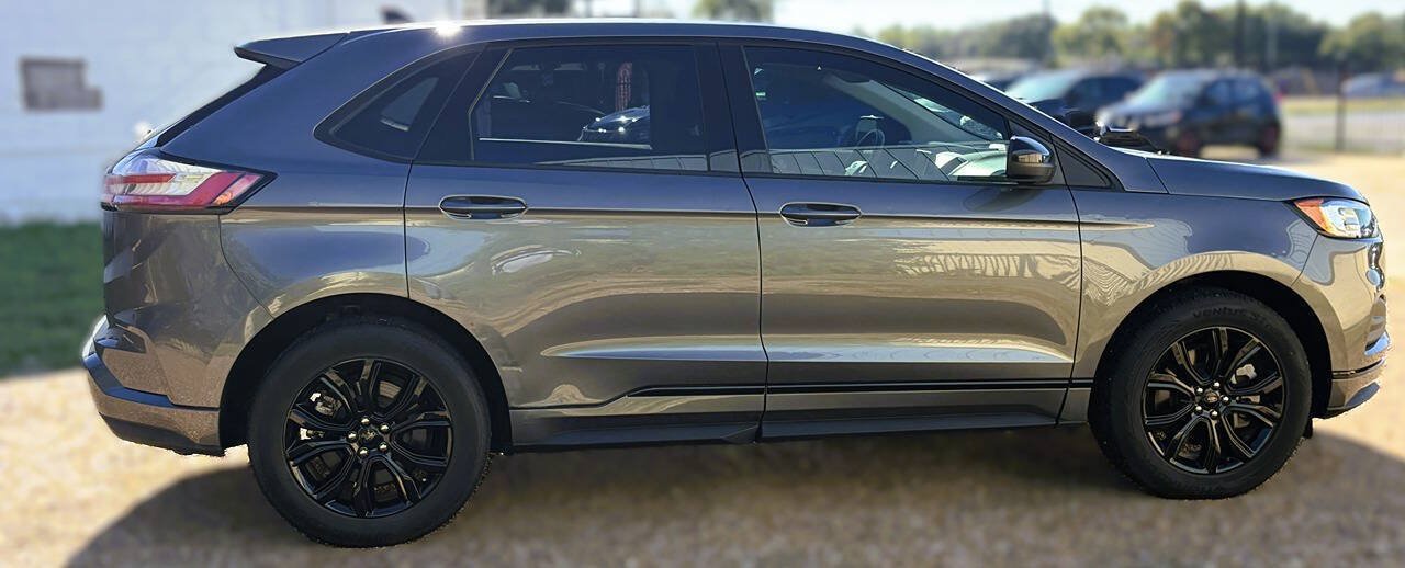 Used 2023 Ford Edge SE w/ Black Appearance Package AWD/4WD image 9