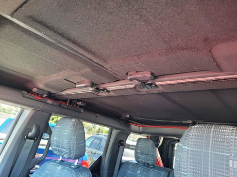Used 2024 Ford Bronco Heritage Edition AWD/4WD image 13