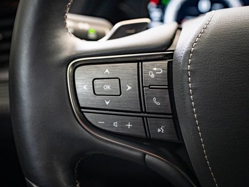 Used 2019 Lexus LS 500 AWD w/ Interior Upgrade Package image 26