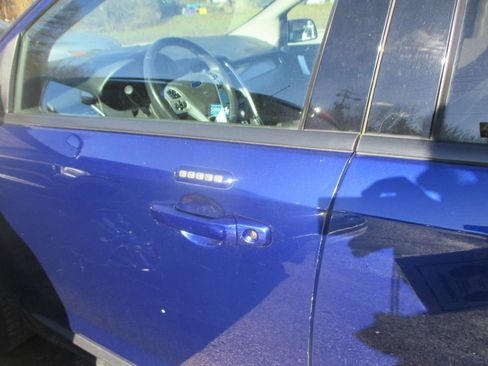 Used 2013 Ford Edge SEL FWD image 9