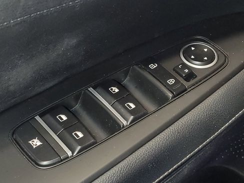 Used 2024 Kia Forte GT-Line image 27