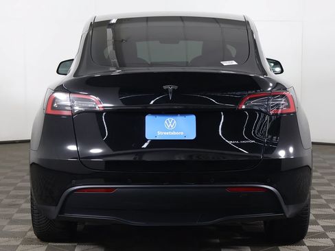 Used 2022 Tesla Model Y Long Range AWD/4WD image 13