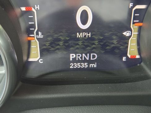 Used 2023 Jeep Gladiator Sport AWD/4WD image 18