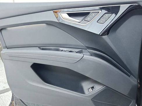 Used 2024 Audi Q4 e-tron Premium w/ Convenience Package image 16