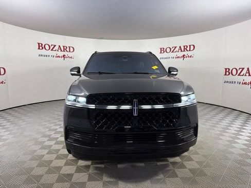 Certified 2025 Lincoln Navigator L Reserve w/ Jet Appearance Package AWD/4WD image 2