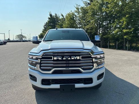 Used 2026 RAM 2500 Laramie AWD/4WD image 24