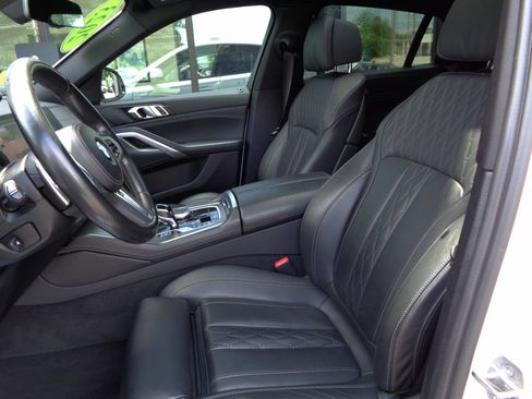 Used 2023 BMW X6 xDrive40i image 9