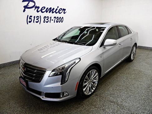 Used 2018 Cadillac XTS Platinum FWD image 1