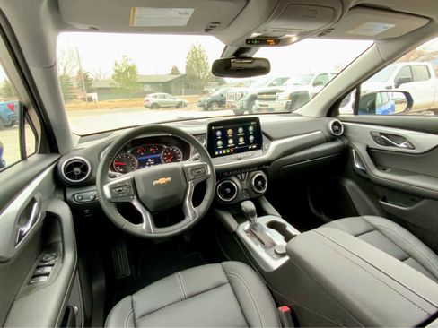 New 2025 Chevrolet Blazer LT w/ Midnight/Sport Edition image 32