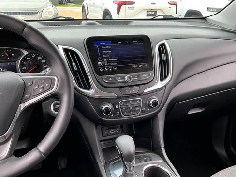 Used 2022 Chevrolet Equinox LT FWD image 6
