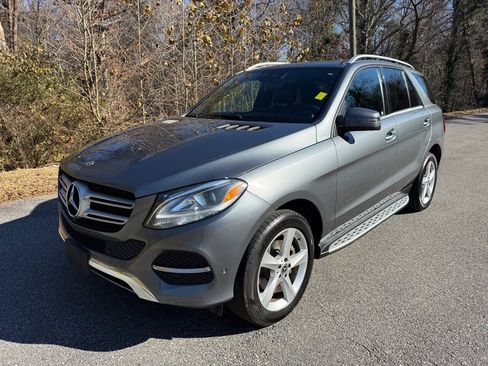 Used 2018 Mercedes-Benz GLE 350 4MATIC image 2