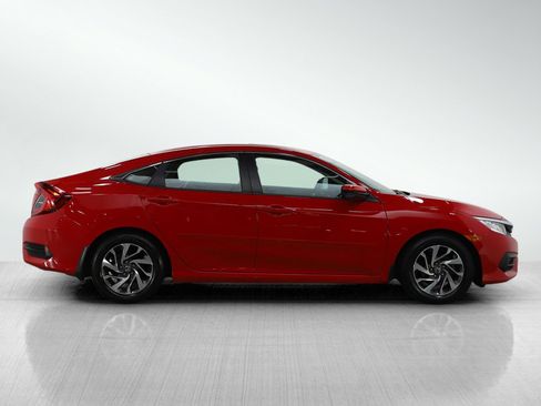 Used 2016 Honda Civic EX image 6