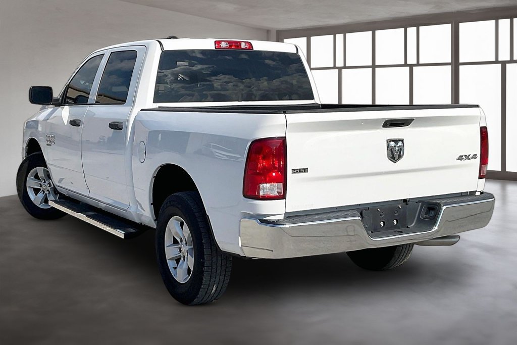 Used 2022 RAM 1500 Classic SLT AWD/4WD image 4