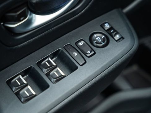 Used 2025 Honda Pilot Elite image 51