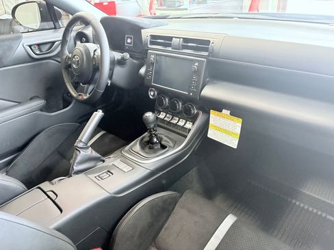Used 2026 Toyota GR86 Premium w/ ALL Weather Mat Package (TMS) RWD image 18