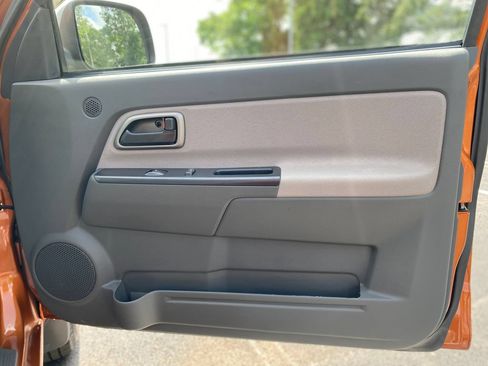Used 2005 Chevrolet Colorado LS w/ Power Convenience Package AWD/4WD image 9