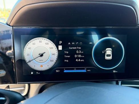 New 2026 Hyundai Elantra Limited FWD image 14