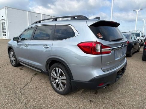 Used 2019 Subaru Ascent Limited w/ Popular Package #2 AWD/4WD image 4