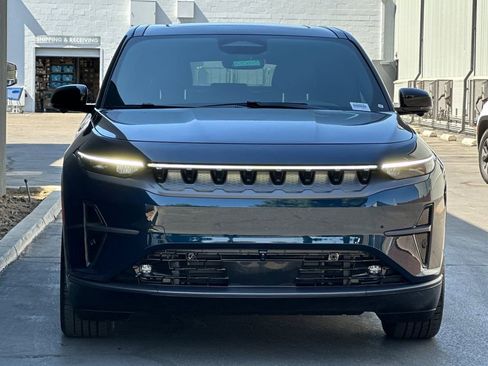 New 2025 Jeep Wagoneer S Limited image 9