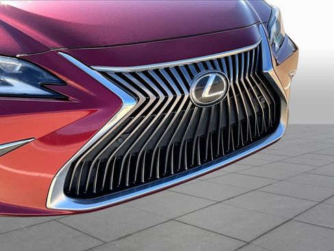 Used 2020 Lexus ES 350 w/ Accessory Package 2 FWD image 30