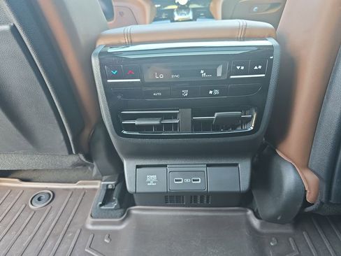 Used 2023 Acura MDX Technology image 42