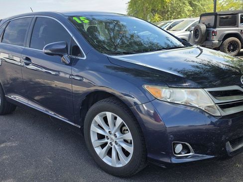 Used 2015 Toyota Venza LE AWD/4WD image 3