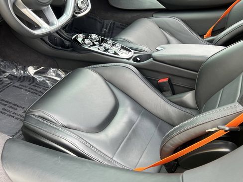 Used 2022 McLaren GT Base image 36
