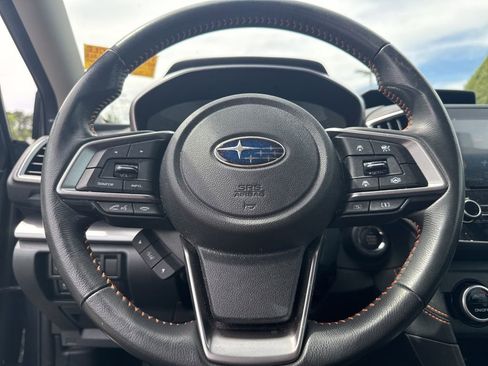 Used 2022 Subaru Crosstrek 2.5i Limited w/ Moonroof Package 2 image 7