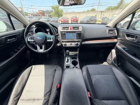 Used 2017 Subaru Legacy 2.5i Limited AWD/4WD image 19