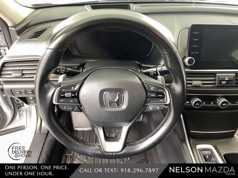 Used 2019 Honda Accord Touring image 24