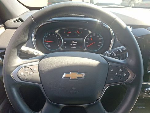 Certified 2023 Chevrolet Traverse LT FWD image 16
