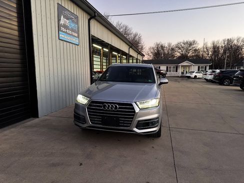 Used 2019 Audi Q7 3.0T Prestige image 19