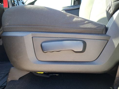 Used 2021 RAM 1500 Classic Warlock image 16