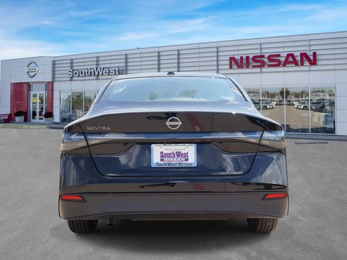 New 2027 Nissan Sentra SV w/ Floor Mat Package FWD image 6