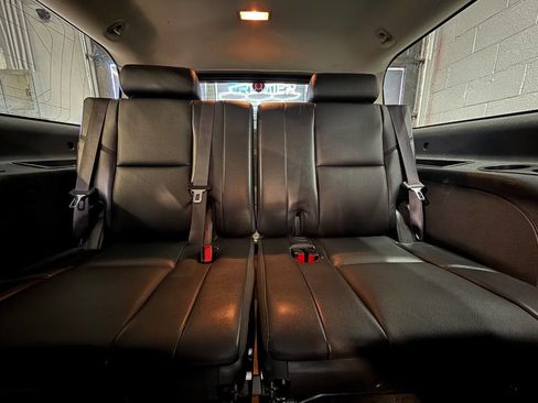 Used 2013 Chevrolet Suburban LTZ AWD/4WD image 11