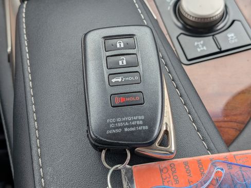 Used 2018 Lexus RX 350 AWD w/ Premium Package image 38