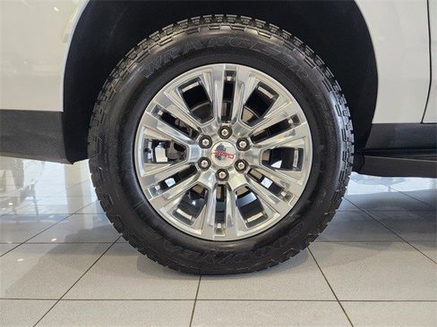 Certified 2023 GMC Yukon XL Denali image 15