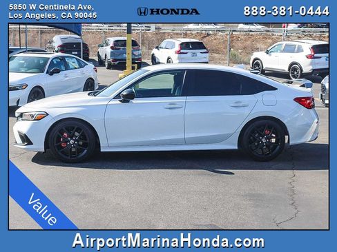 Used 2024 Honda Civic Sport image 3