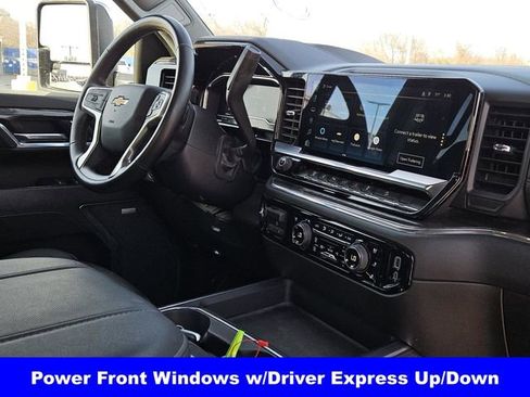 Used 2024 Chevrolet Silverado 2500 LTZ w/ LTZ Convenience Package image 35