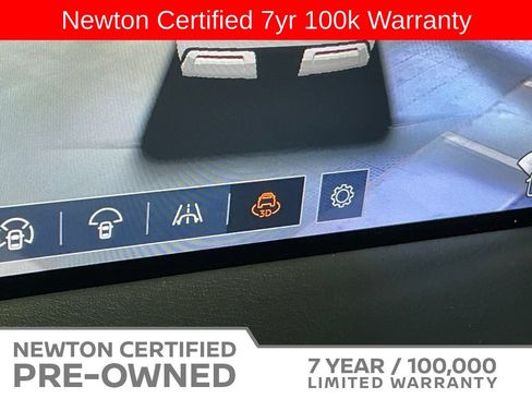 Used 2025 Nissan Armada SL w/ Captain's Chari Seat Package RWD image 17