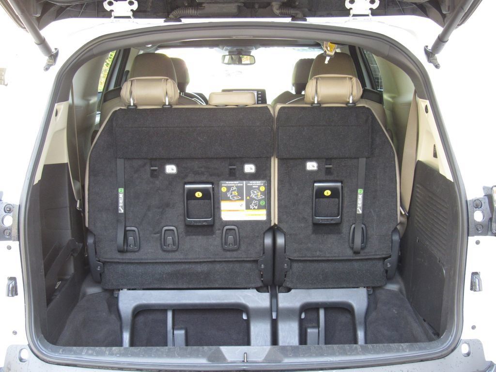 Certified 2023 Toyota Sienna XLE w/ XLE Plus Package AWD/4WD image 23
