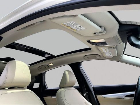 Used 2019 INFINITI QX50 Luxe w/ Navigation Package image 19