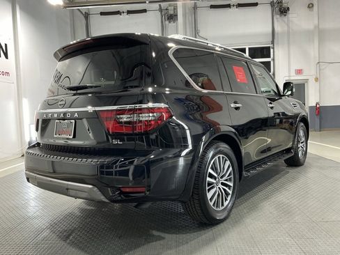 Used 2024 Nissan Armada SL w/ Captain's Chairs Package image 44