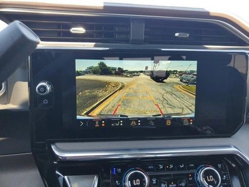 New 2026 GMC Sierra 2500 Denali w/ Technology Package AWD/4WD image 28