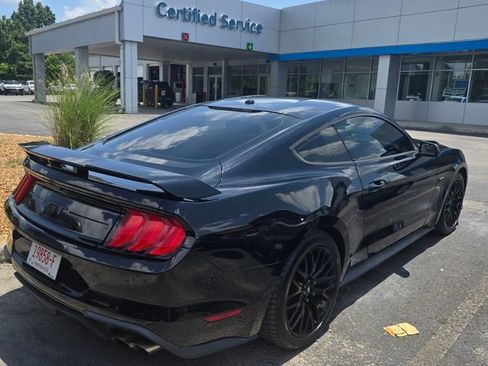 Used 2019 Ford Mustang GT w/ GT Performance Package RWD image 4