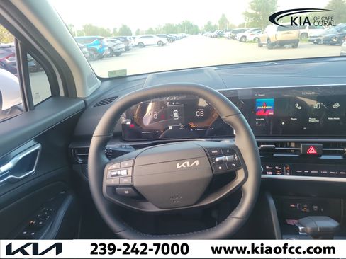 New 2026 Kia Sportage EX w/ EX Panorama Roof Package FWD image 23